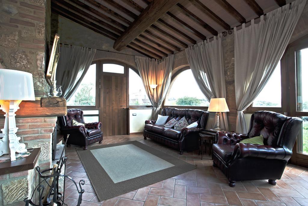 카살무스티아 Casa Sandro A Podere Pascianella 빌라 객실 사진