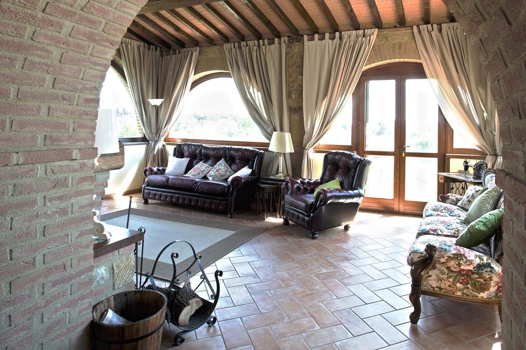 카살무스티아 Casa Sandro A Podere Pascianella 빌라 객실 사진